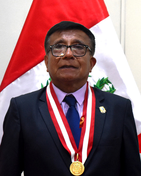 Dr. Eduardo Flores Juárez